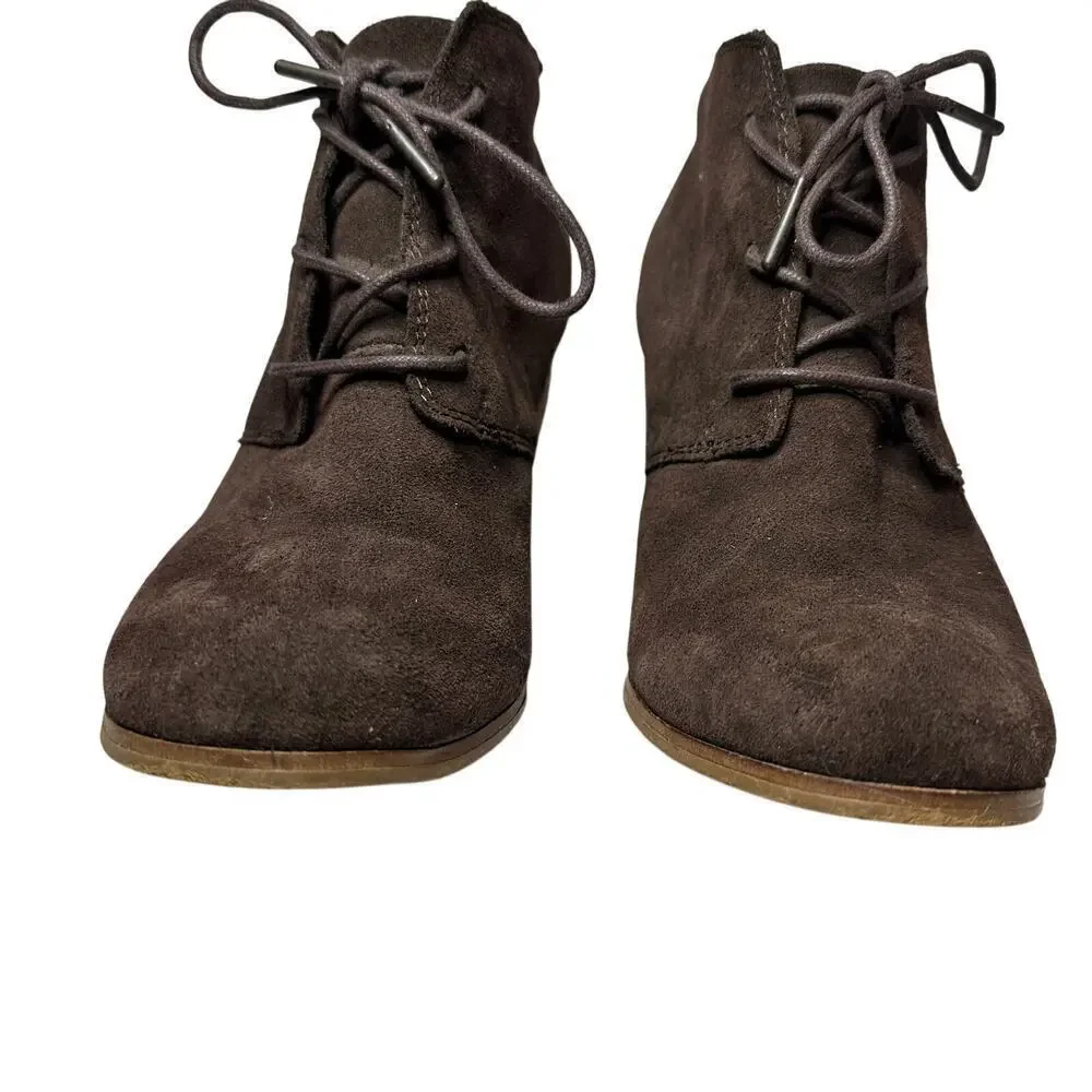 Toms Size 10 Women Brown Suede Quiet Luxury Lunata Block Heel Ankle Bootie Boot